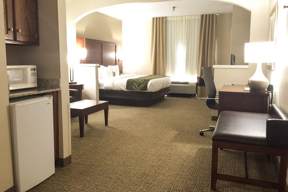 Comfort Suites Johnson City Near University Exterior foto